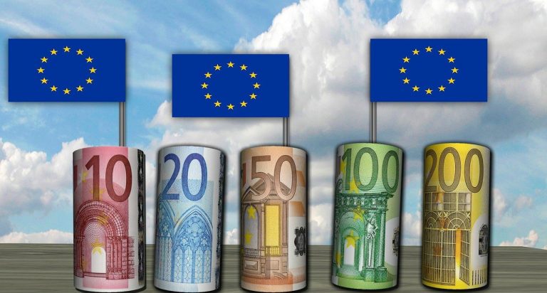 Ταμείο Ανάκαμψης: Οι 100 εταιρείες, ΔΕΚΟ και φορείς Δημοσίου που μοιράστηκαν 16,1 δισ. ευρώ