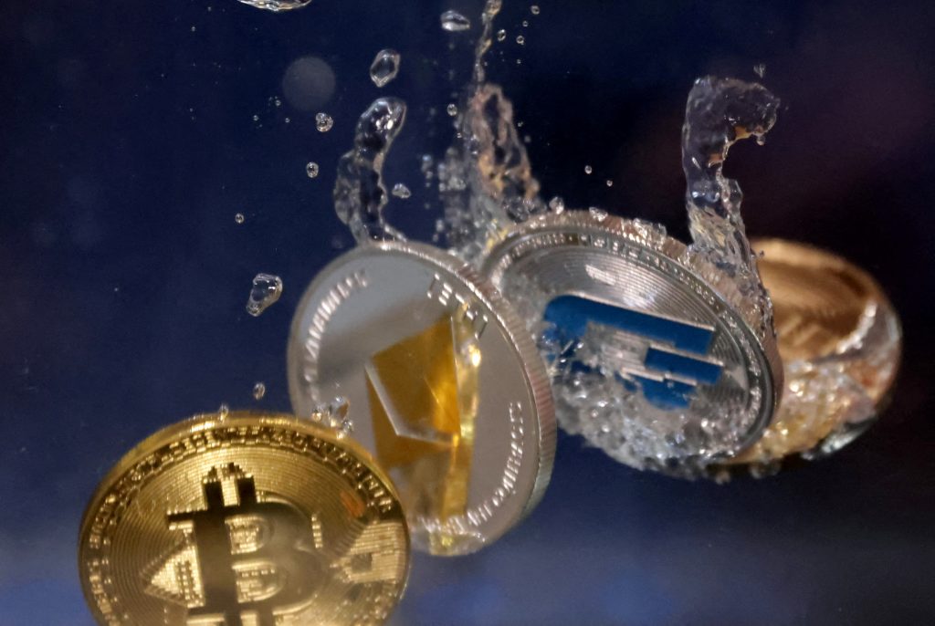 Bitcoin: Οι «ταύροι» που έχασαν μισό δισ. δολ. σε λίγες ώρες