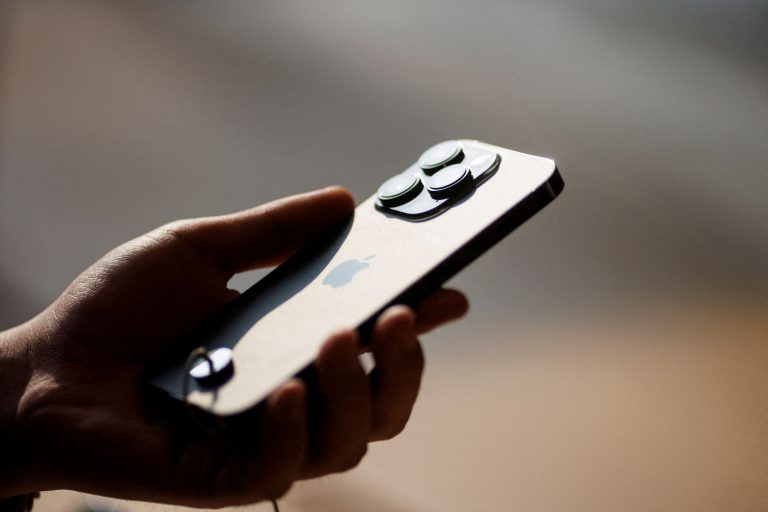 Smartphone: Σε κλίμα αβεβαιότητας λόγω δασμών η παγκόσμια αγορά