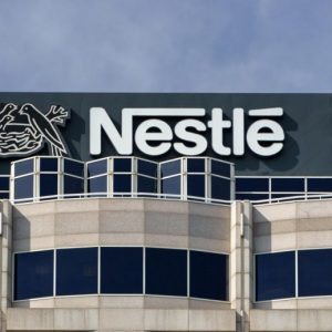 Nestle: Αύξηση της τιμής της σοκολάτας εξαιτίας του κόστους του κακάο