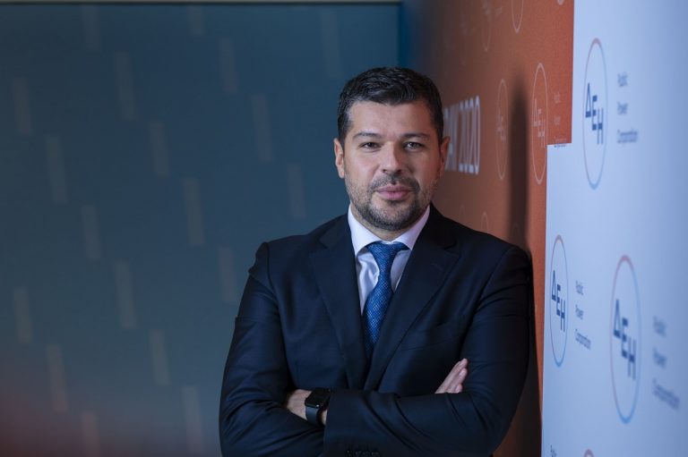 ΔΕΗ: Guidance Στάσση για 2 δισ. EBITDA και 3,7 δισ. ευρώ επενδύσεις το 2025