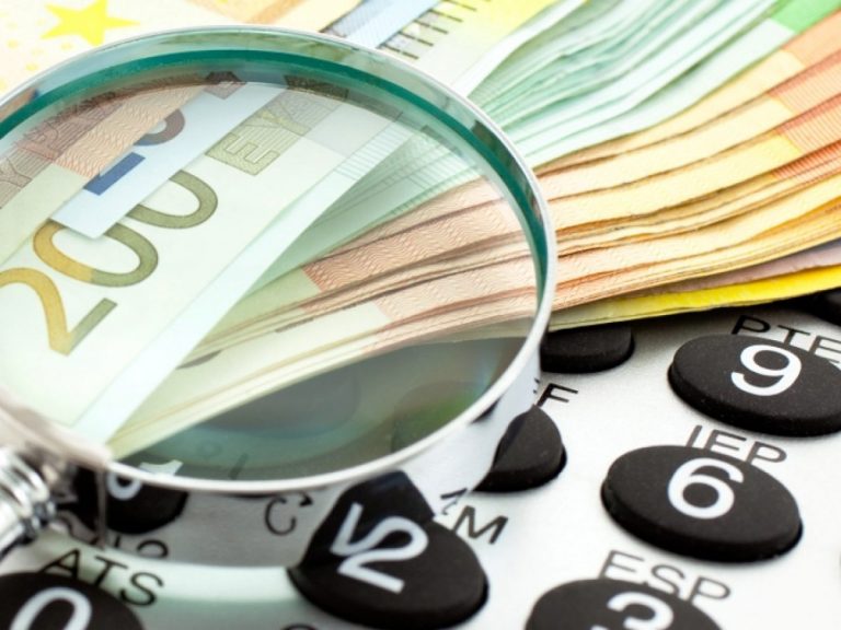 Εφορία: Σε «κλοιό» ενοίκια, κενές κατοικίες και εισοδήματα από Airbnb