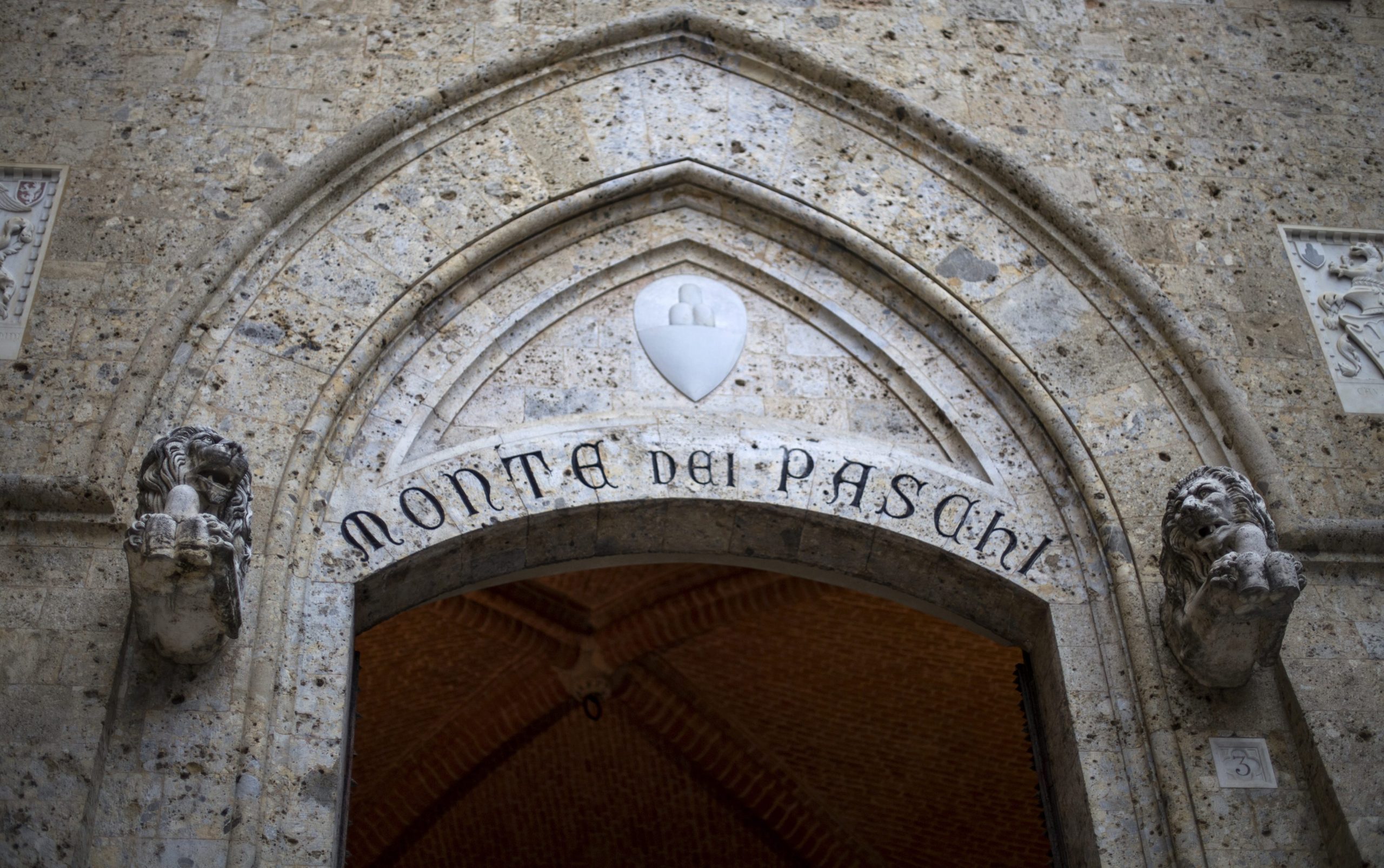 Mediobanca: Ανησυχίες για κυβερνητική παρέμβαση από την επένδυση συνταξιοδοτικού ταμείου