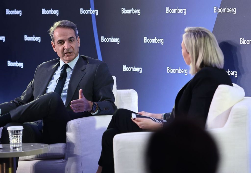 PM Mitsotakis to Bloomberg: Our Majority Is Stable, Elections To Be Held in 2027