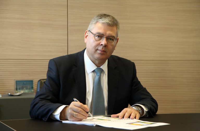 HELLENiQ ENERGY: Ίσως μετά το 2025 η απόφαση για γεώτρηση στην Κρήτη
