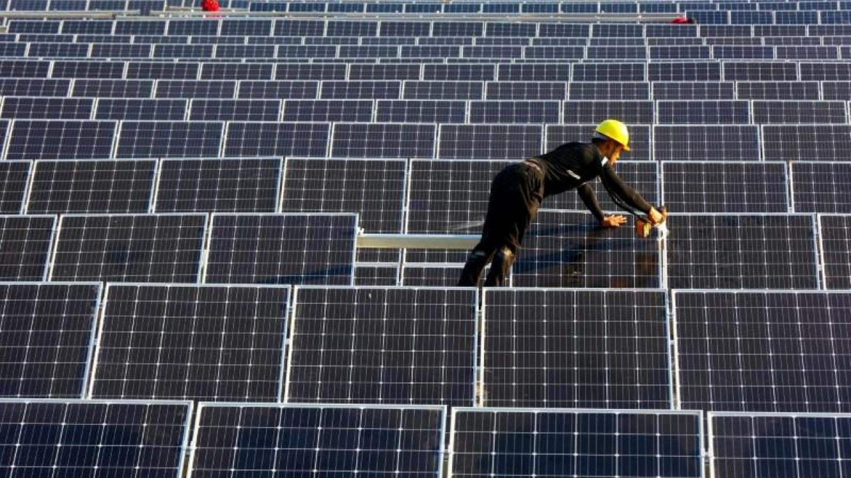 Solar Power: Greece in the Global Top 10